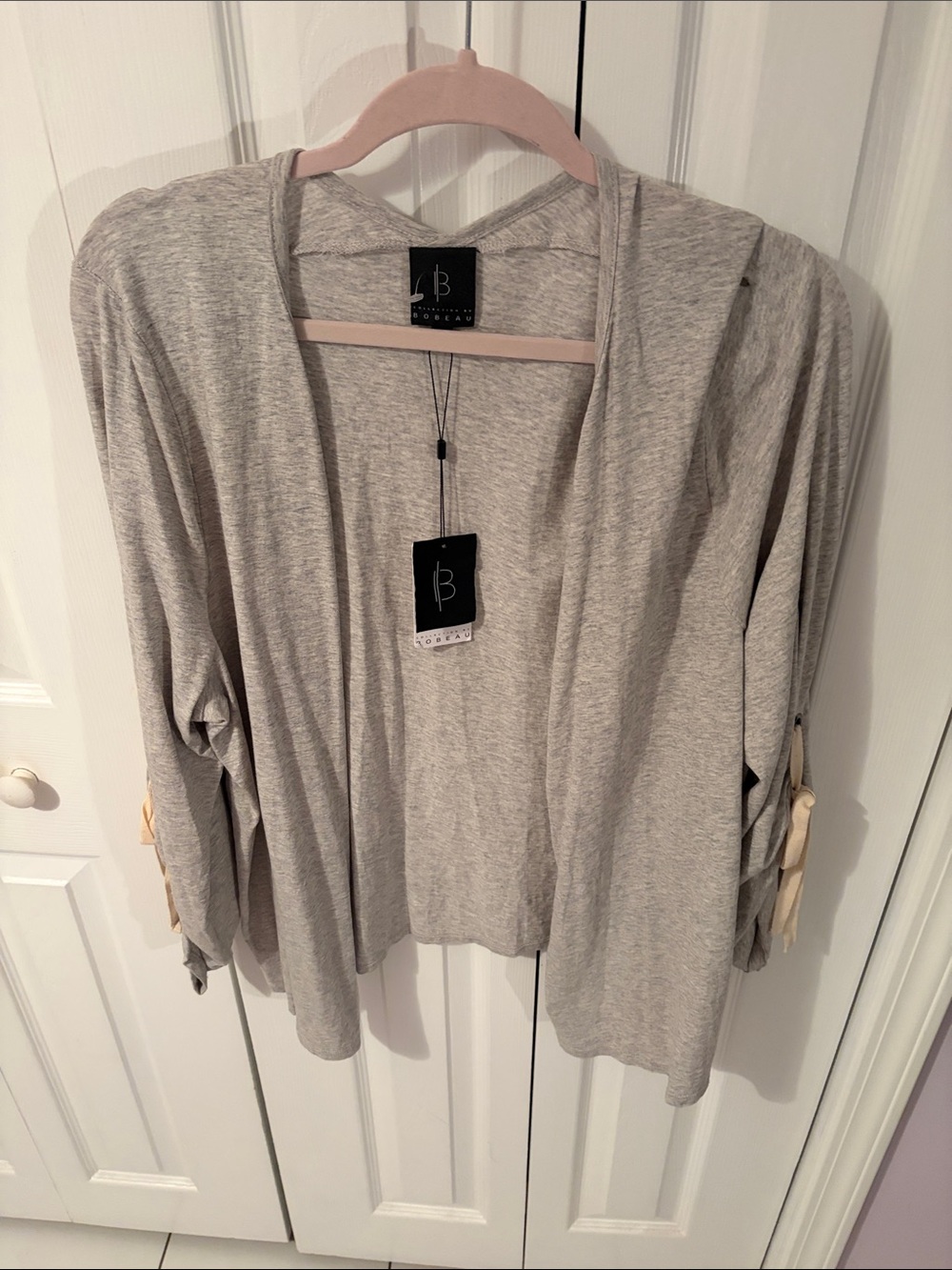 NWT - lightweight Bobeau Light Gray Open-Front Women's Cardigan Sweater